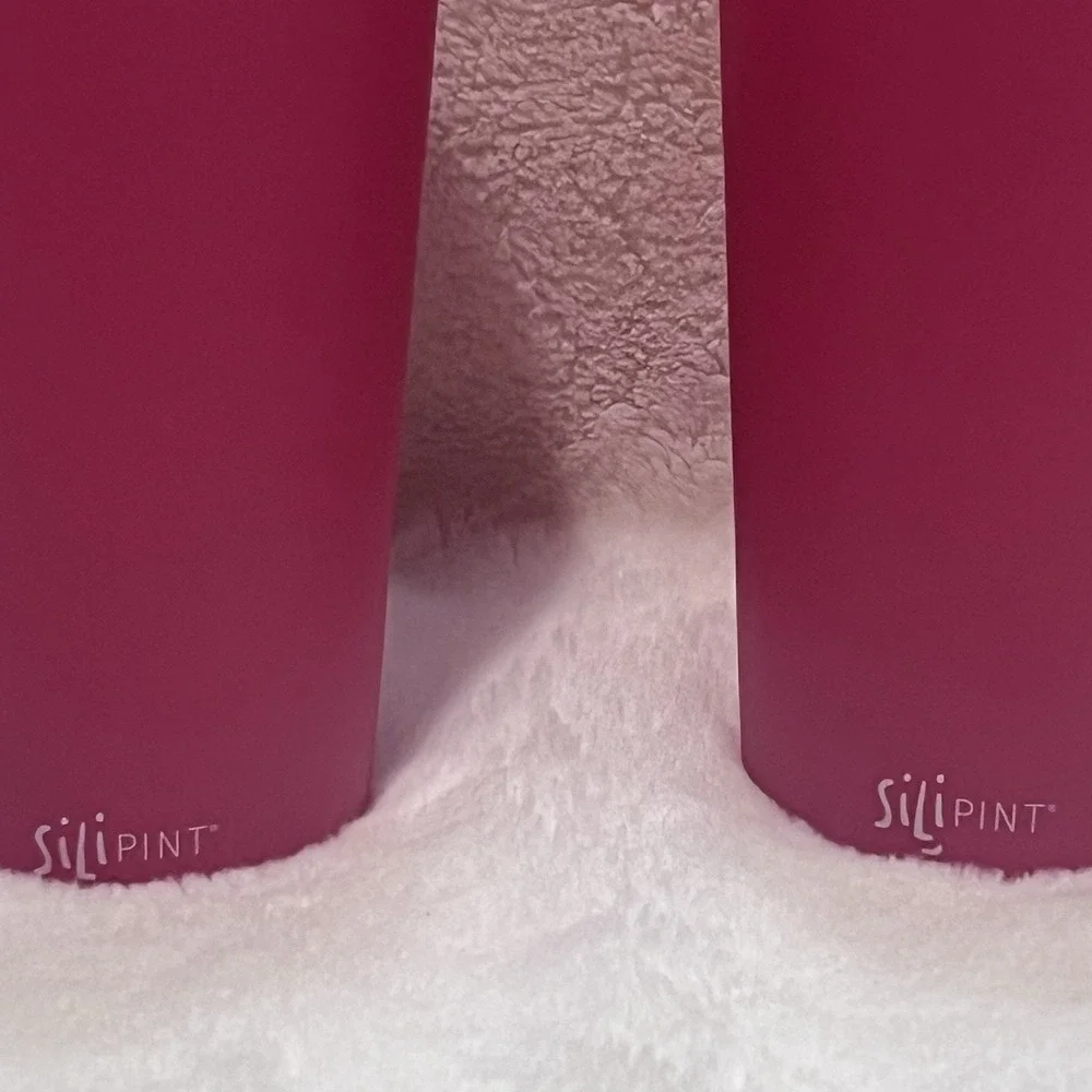 Lot of 2 EC Silipint BPA Free‎ Silicone Cups Victoryland Casino Pink UNBREAKABLE